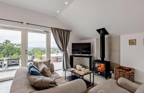 Paignton House | 1 Bed in Totnes 93061