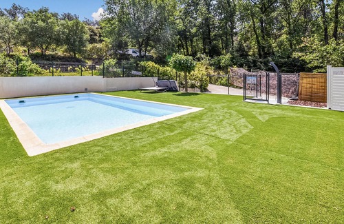 Saint-Paul-Trois-Chateaux House | 1 bedroom accommodation in ST PAUL TROIS CHATEAUX
