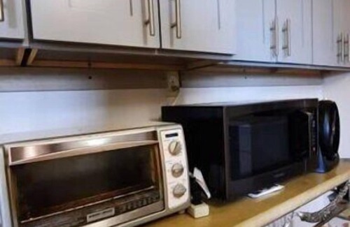 Lakeland House | 1 Bedroom 1 Bathroom room for rent in Lakeland. Close to RP Funding and downtown