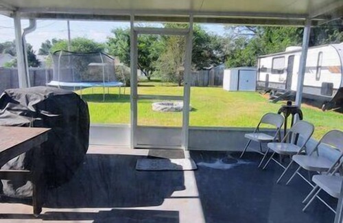 Lakeland House | 1 Bedroom 1 Bathroom room for rent in Lakeland. Close to RP Funding and downtown