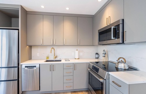 Mountain Village Apartment | 1 bedroom/2 bath Penthouse with Views, Private balconies, AC & Resort amenities