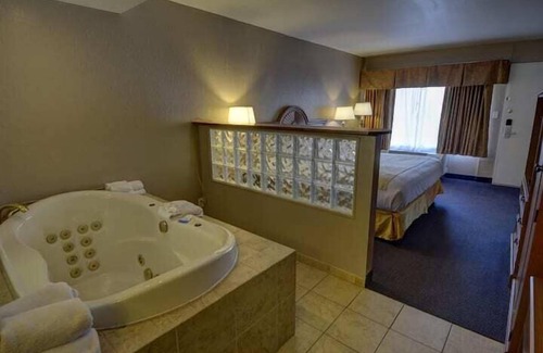 Vero Beach Apartment | 1 Bedroom 803287 by Houzlet