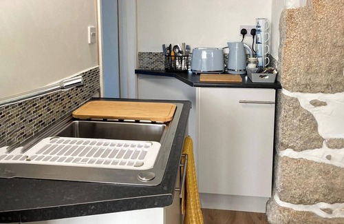 Praze-An-Beeble Cottage | 1 bedroom accommodation in Praze An Beeble