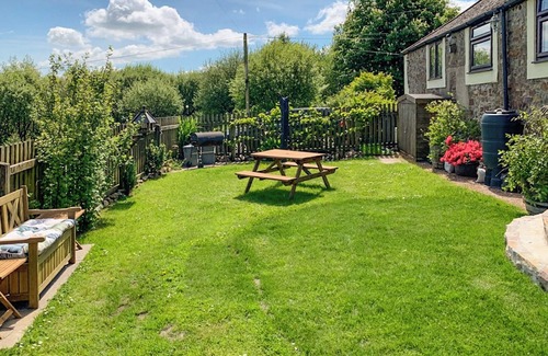 Hartland Cottage | 1 bedroom accommodation in Near Woolsery