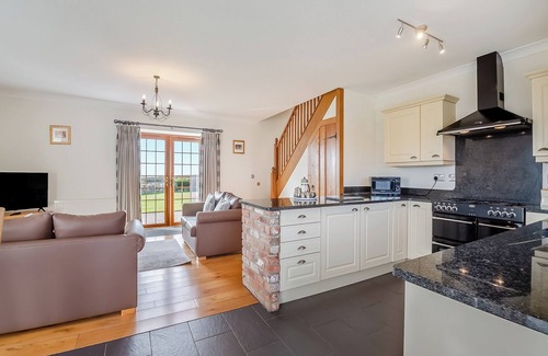 Rhyd-y-clafdy Cottage | 1 bedroom accommodation in Chwilog, near Pwllheli