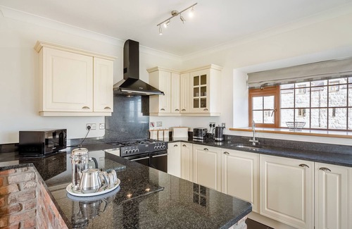 Rhyd-y-clafdy Cottage | 1 bedroom accommodation in Chwilog, near Pwllheli