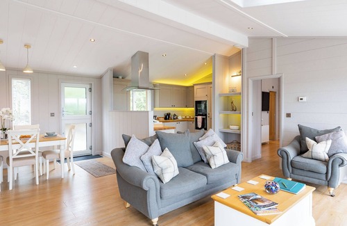 Milverton Ski Chalet | 1 bedroom accommodation in Cannington