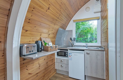 Milverton Cottage | 1 bedroom accommodation in Cannington