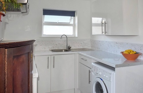 East Wittering Cottage | 1 bedroom accommodation in East Wittering, near Selsey
