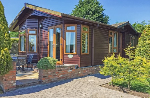 Scawton Ski Chalet | 1 bedroom accommodation in Easingwold