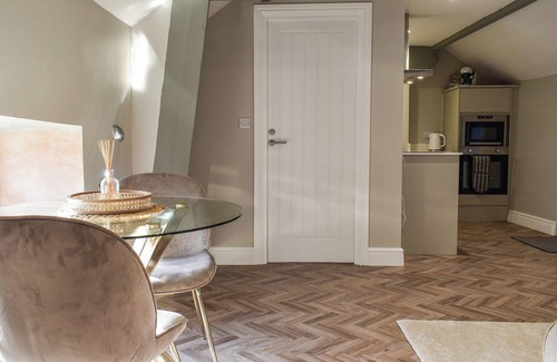 Dronfield Cottage | 1 bedroom accommodation in Dronfield