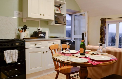 Goodwick Cottage | 1 bedroom accommodation in Llanwrda, near Goodwick