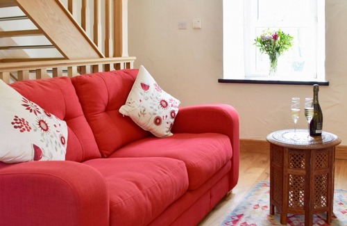Llanybri Cottage | 1 bedroom accommodation in Meidrim, near Carmarthen