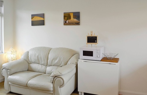 West Bay Cottage | 1 bedroom accommodation in Bridport