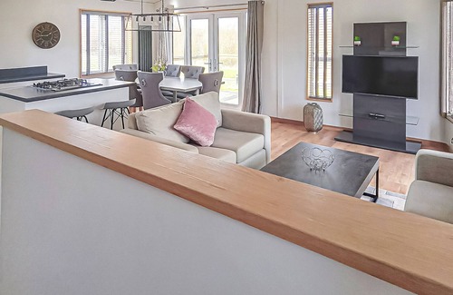 Newbury Ski Chalet | 1 bedroom accommodation in Newbury
