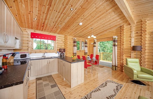 Norwich Ski Chalet | 1 bedroom accommodation in Frettenham, Norwich