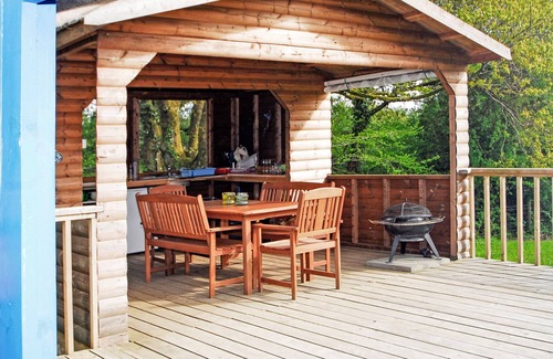Crynant Cottage | 1 bedroom accommodation in Gower