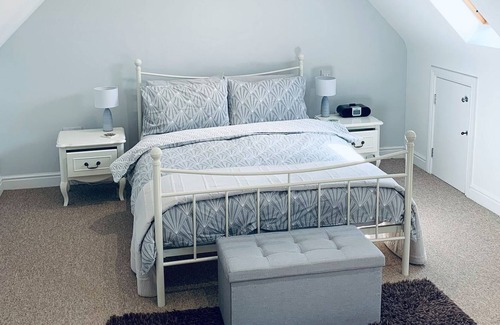 Swindon Cottage | 1 bedroom accommodation in Near Wroughton, Swindon