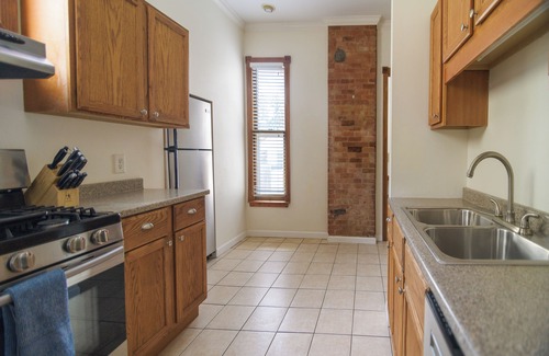 Saratoga Springs Apartment | 1 bedroom apartment Downtown in Classic Victorian #A