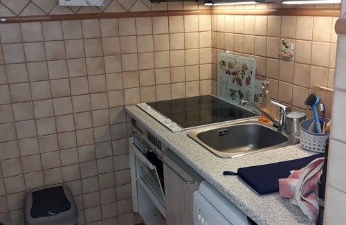 Le Couchant Apartment | 1 bedroom apartment, private parking, swimming pool, lift close to the beach