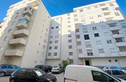 Çagllavicë Apartment | 1-Bedroom Apartment Fushë Kosovë
