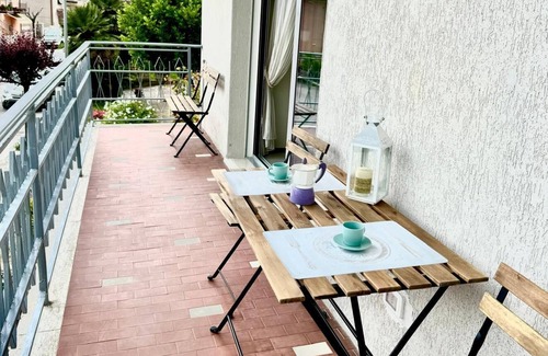 Sirolo Apartment | 1 Bedroom Apartment in Sirolo