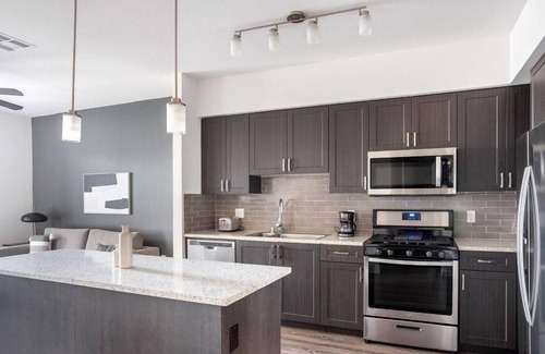 Downtown San Jose Apartment | 1 Bedroom Apartment L-561376 by Houzlet