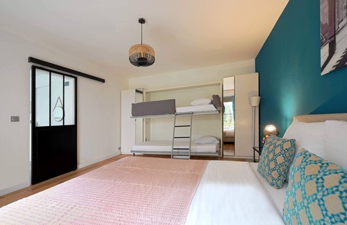16th Arrondissement Apartment | 1 Bedroom Apartment - Monet Museum & Trocadero