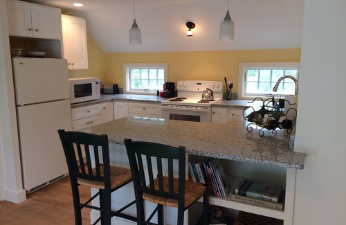 Old Lyme Apartment | 1 bedroom apartment on the water