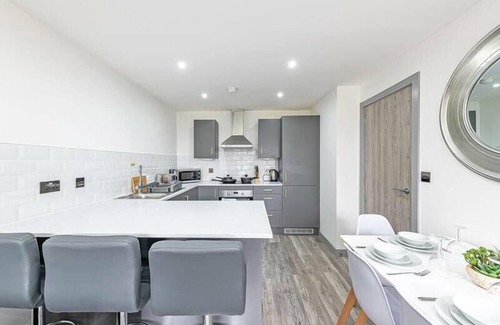 Preston Apartment | 1 Bedroom Apt Winkley Square