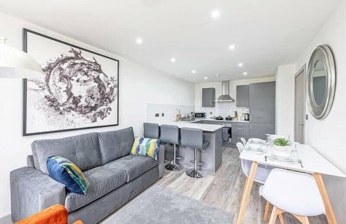 Preston Apartment | 1 Bedroom Apt Winkley Square
