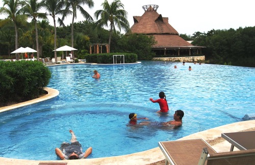 Downtown Cancun Resort | 1 Bedroom Condo Bliss/Mayan Palace Riviera Maya