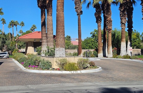 Palm Springs Condo | 1-bedroom first floor gated community in Palm Springs Villas II