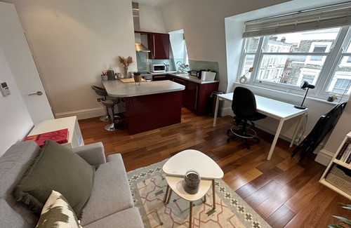 Campden Bed & Breakfast | 1 bedroom flat - fully equipped