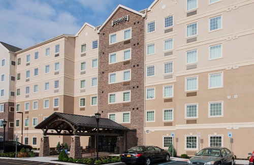 Amherst Condo | 1 Bedroom | Free Breakfast, Pool and Gym Access