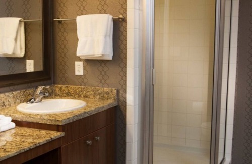 Enterprise Resort | 1 Bedroom Full Bathroom and Kitchen, Grandview Resort.