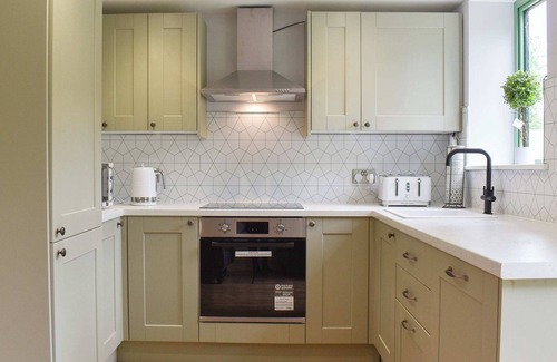 Saltburn-by-the-Sea Cottage | 1 bedroom accommodation in Easington, near Staithes