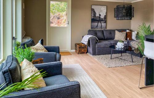 Torjulvagen Apartment | 1 Bedroom Gorgeous Apartment In Kvisvik