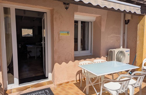 Martigues House | 1 bedroom private vacation home in martigues