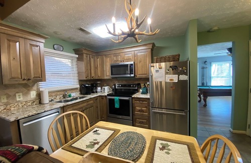 Chalet Village Ski Chalet | 1 Bedroom, Sleeps 4, Minutes To Downtown Gatlinburg, Pool Table