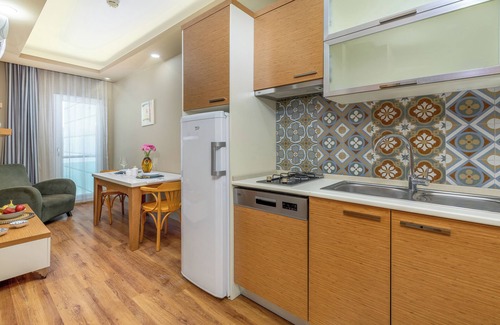 Liman Mahallesi Apartment | 1-Bedroom Studio Apartment in peaceful Antalya with AC, fitness room