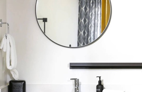Rutledge Hill Hotel | 1 Bedroom Studio: Heart of Downtown Nashville, Walk to Broadway