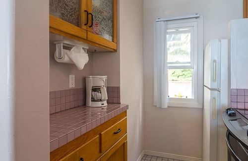 Del Mar Resort | 1 Bedroom Suite w/Kitchen | Pool | Free Parking | Del Mar Beach Access