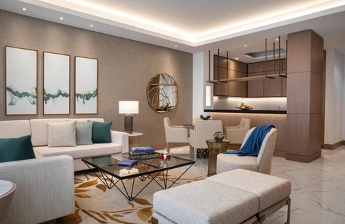 Jadaf House | 1 Bedroom Suites Near Dubai Police Club by E R