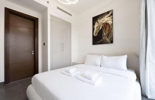Nad Al Sheba Apartment | 1 Bedroom with Sofa Bed, Gym, Sky Garden, Near Downtown