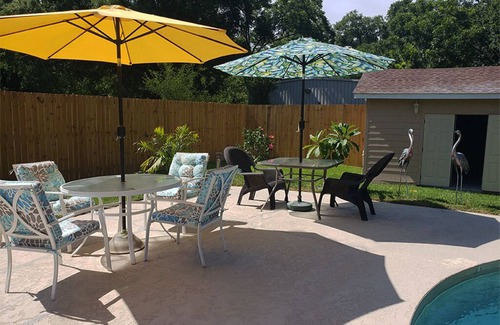 Long Beach Apartment | 1-bedroom with WiFi, AC in lovely Long Beach, Ms with inground saltwater pool