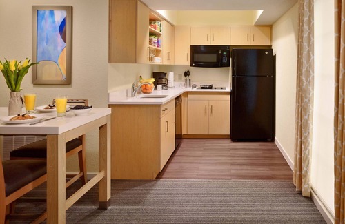 Malvern Apartment | 1 Bedroom x 1 Bath Suite in Malvern, PA