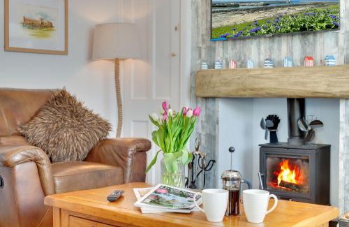 Seahouses House | 1 Beechcroft Cottage - Seahouses Northumberland