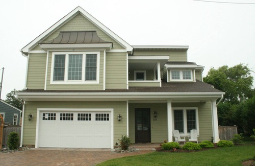Northeast Virginia Beach House | 1 block to beach! Custom beach house w/chef's kitchen, private pool, hot tub