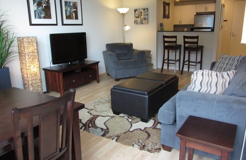 Downtown Seattle Apartment | 1 Block to Pike Place Market! Balcony with Water Views at Harbor Steps
